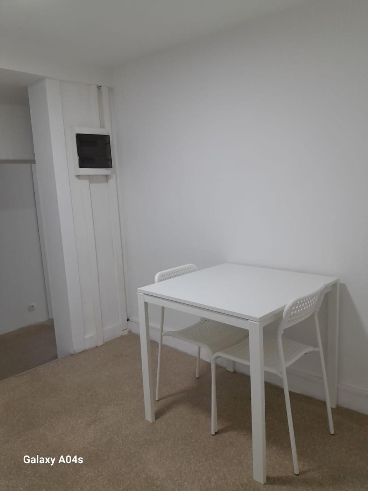 The Boulevard Apartment Sleeps 4 Brussel Buitenkant foto
