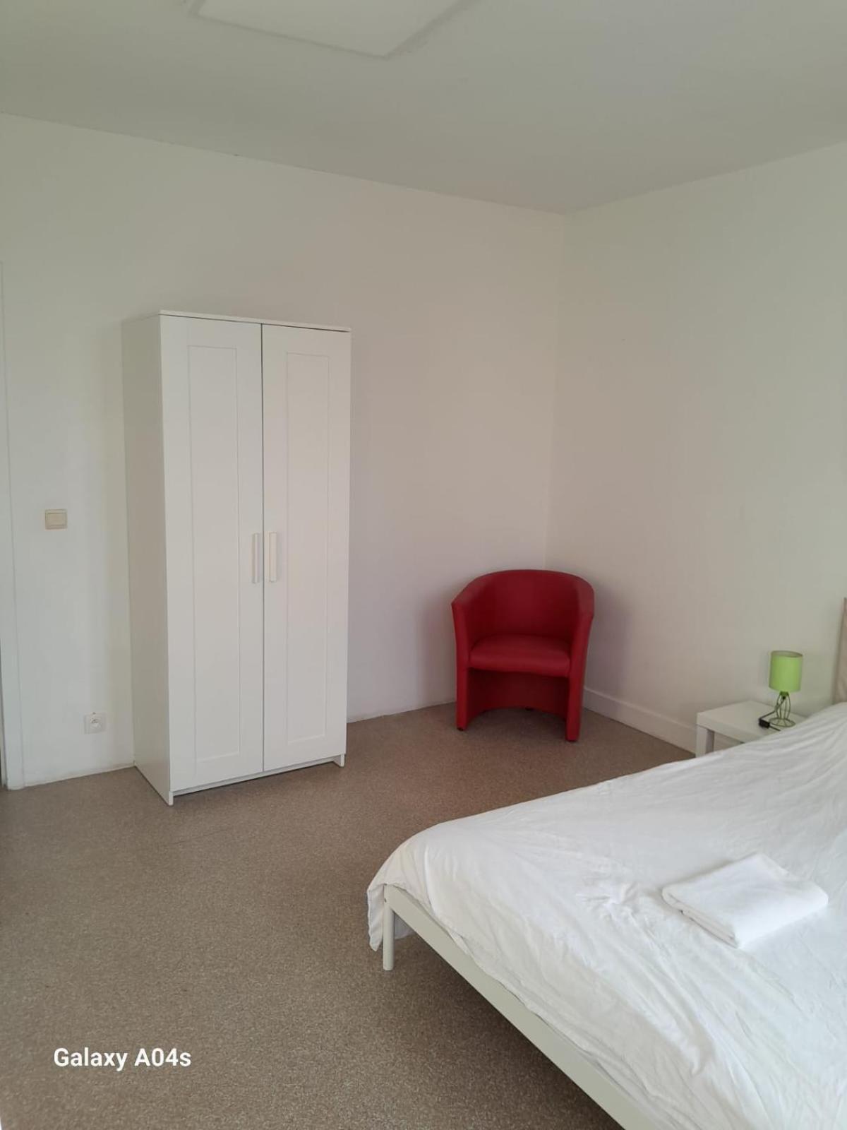 The Boulevard Apartment Sleeps 4 Brussel Buitenkant foto
